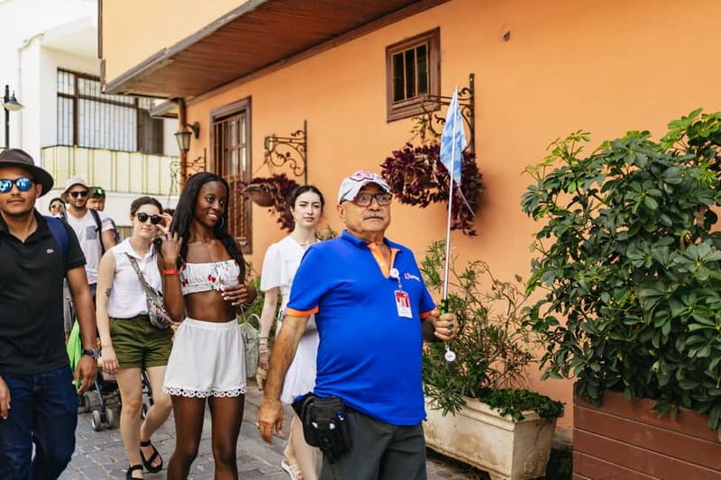 Antalya: Old Town with Aquarium or Cable Car & Waterfalls - Konyaaltı break and lunch: getting fed without losing the vibe