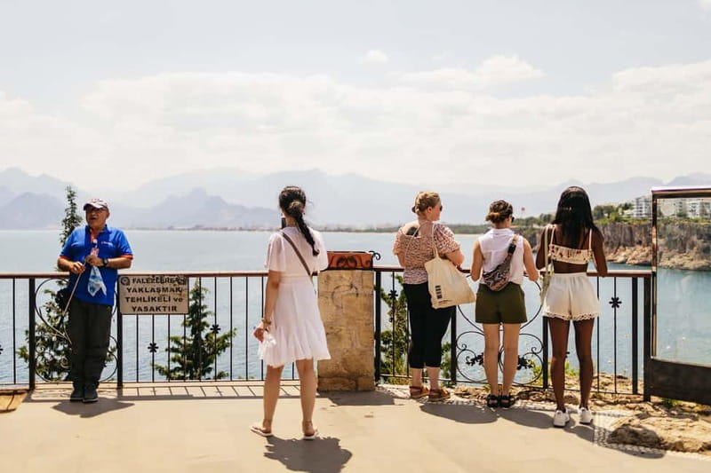 Antalya: Old Town with Aquarium or Cable Car & Waterfalls - Two ways to finish: cable car views or Antalya Aquarium’s tunnel