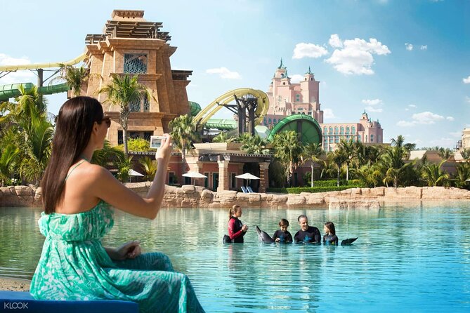Atlantis Aquaventure and Lost Chambers Aquarium combo Ticket - Lost Chambers Aquarium: tunnels, tunnels, and more than 65,000 animals