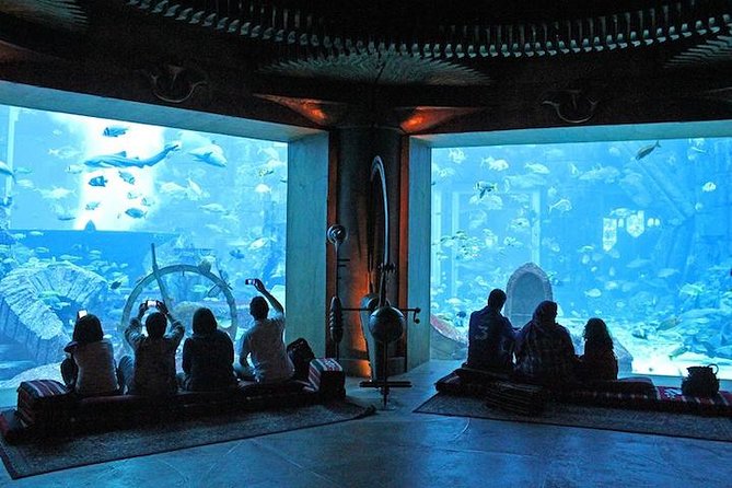 Atlantis Lost-Chamber Aquarium Dubai - Ambassadors Lagoon and the big-ticket marine life