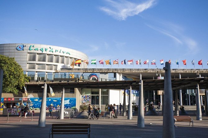 Barcelona City Tour Hop-On Hop-Off and Aquarium - Value and perks: why the combo makes sense at $69.41