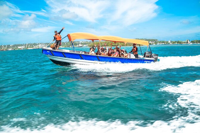 Boat Tour to Johnny Cay & Aquarium in San Andres Island - Snorkeling and swim gear: what to bring for less frustration