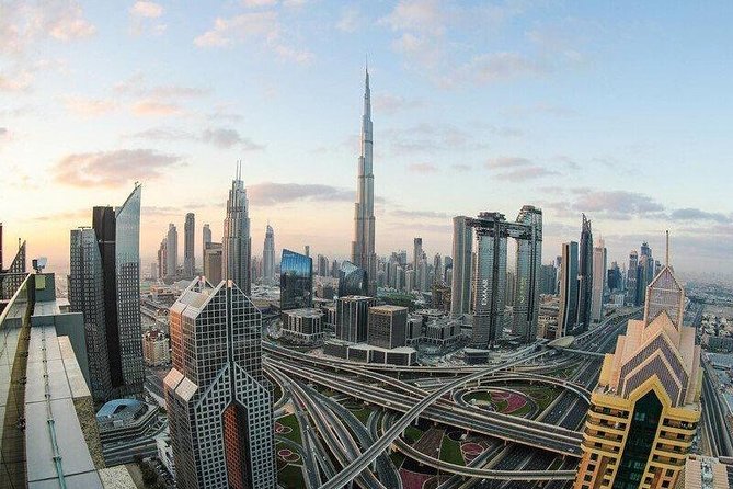 Burj Khalifa, Dubai Aquarium & UWZ with Penguin Cove Tickets - How long should you plan? (2 to 6 hours in real life)
