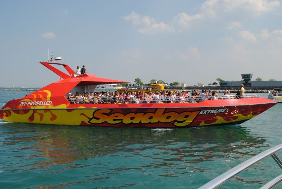 Chicago: 1-5 Day Attraction Pass with Shedd Aquarium - Shedd Aquarium: Your Main Indoor Anchor
