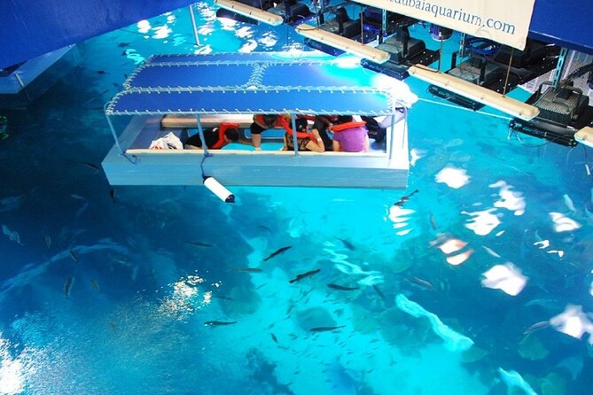Dubai Aquarium & Underwater Zoo with Penguin Cove - King Croc and the 33,000-Animal Scale