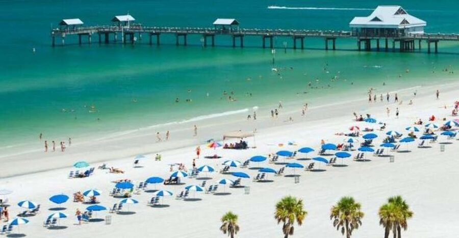 From Orlando: Clearwater Beach and Marine Aquarium Admission - Clearwater Beach time: Gulf swimming and white sand reset