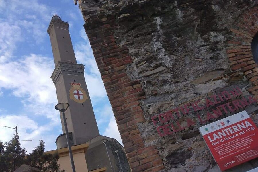 Genoa: World-Famous Aquarium and Lighthouse Combo Ticket - One Ticket, Two Waterfront Icons