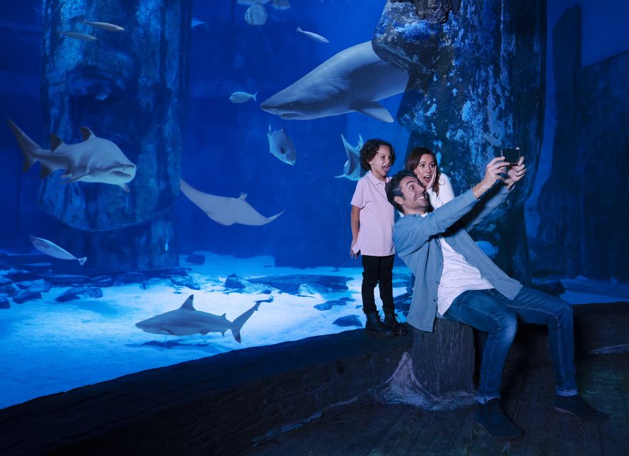 Grapevine: SEA LIFE Grapevine Aquarium General Admission - Rainforest Adventure and Mulder and Scully the caimans