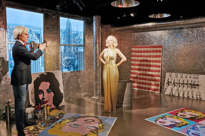 Half Day Antalya Aquarium Tour And Wax Museum - The Face2Face Wax Museum: Life-Size Celebrity Time