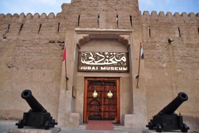 Half Day Dubai City Tour & visit to Dubai Aquarium Underwater Zoo - Dubai Museum inside Al Fahidi Fort: older Dubai in one stop