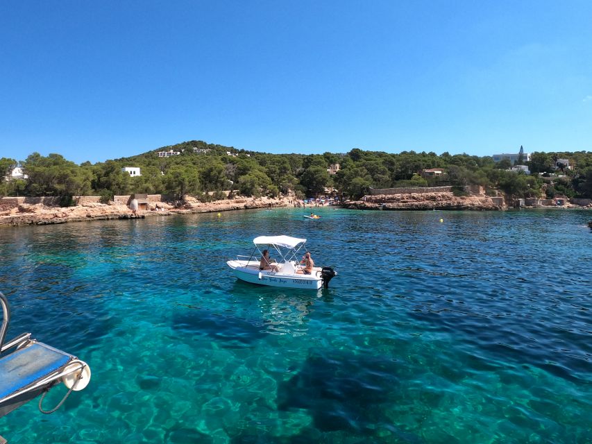 Ibiza: Boat Trip to Margaritas Islands and Aquarium Ticket - Capitán Nemo Ibiza: meeting up and getting comfortable fast