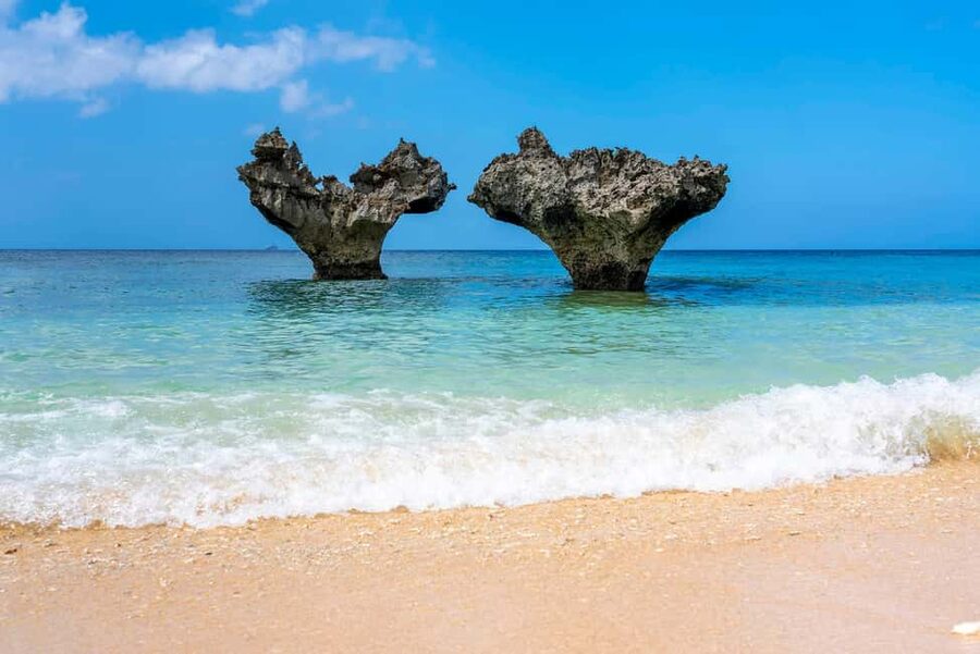 Okinawa Full Tour: Castle, Manza, Kouri, Aquarium & American - Key highlights worth noting