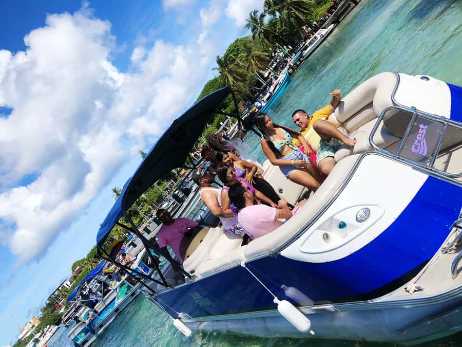 San Andres: Private Boat Trip with Aquarium and Beach Stops - A longer El Palito-style swim segment and time to enjoy the cays
