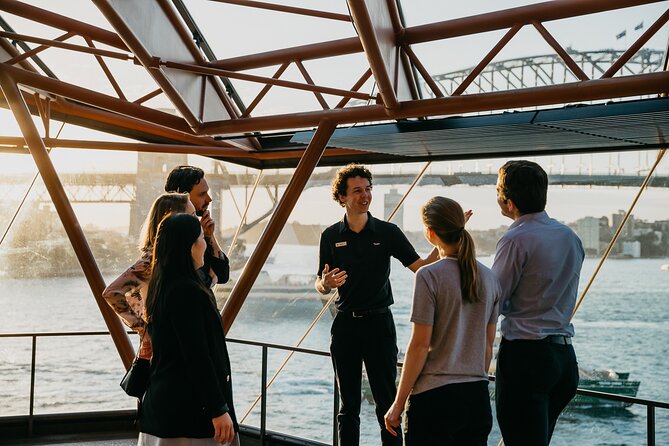 Sydney Attractions Pass: SEA LIFE Aquarium, Sydney Tower Eye, WILD LIFE Zoo and Madame Tussauds - Madame Tussauds Sydney: Celeb Photos Without Guesswork