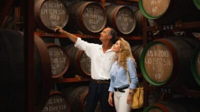 Tenerife: Gran Canaria Full-Day Guided Tour with Aquarium - Destilería Arehucas: Rum history plus a cellar you can’t fake
